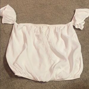 Brandy Melville off the shoulder top